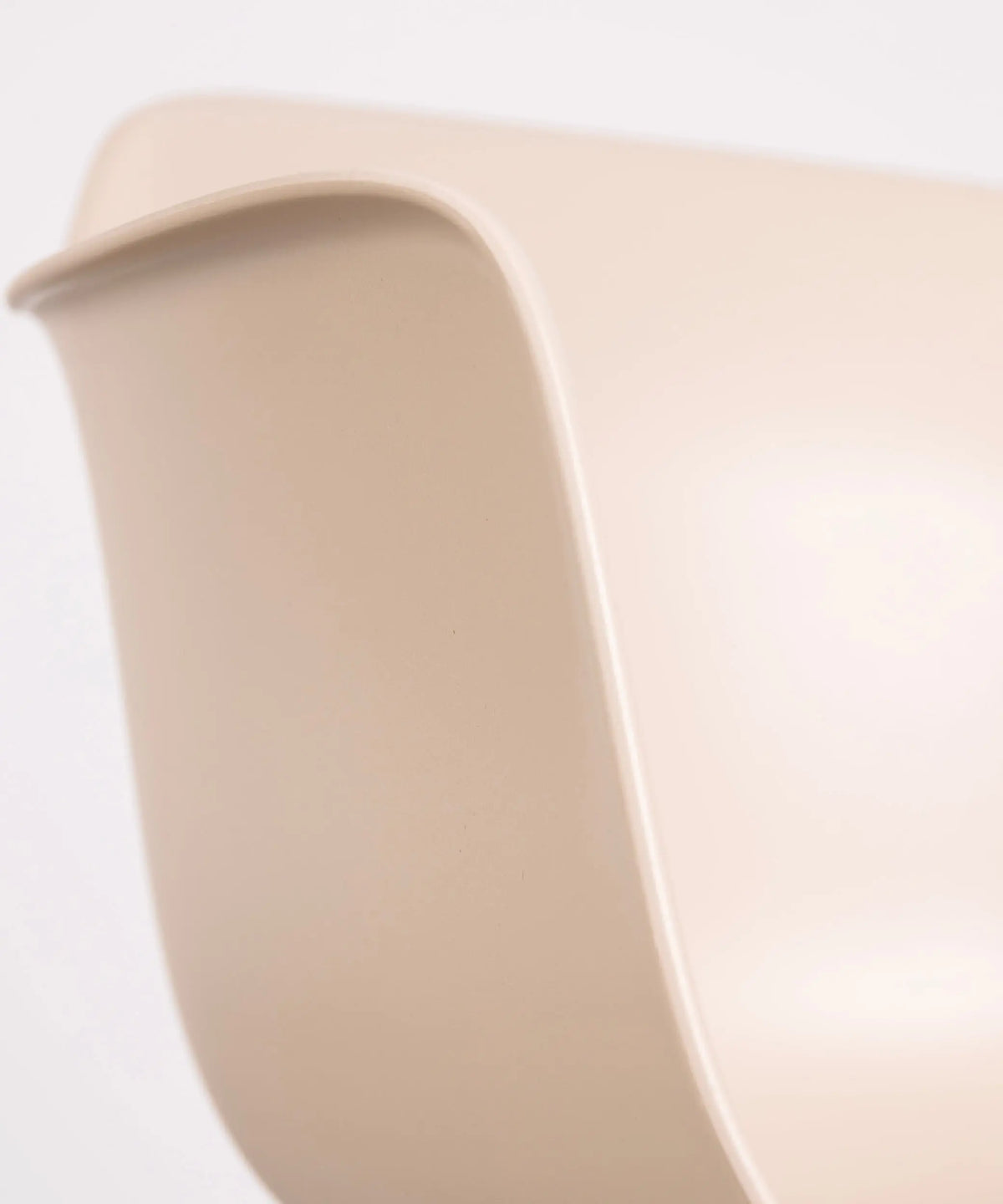 42026451140787 Silla Elon Arms Sillas de Plástico Northdeco