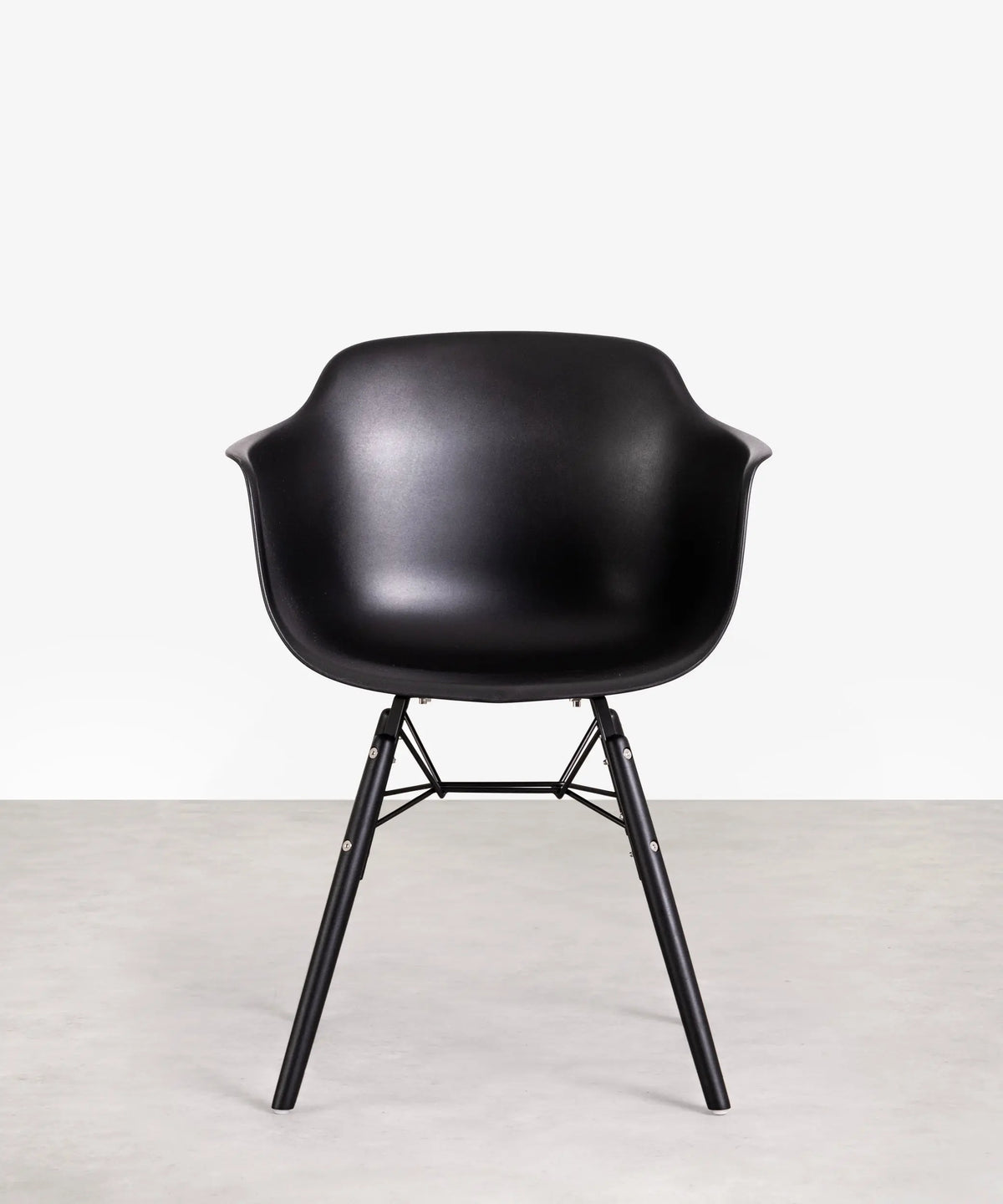 42135558881459 Silla Elon Arms Sillas de Plástico Northdeco