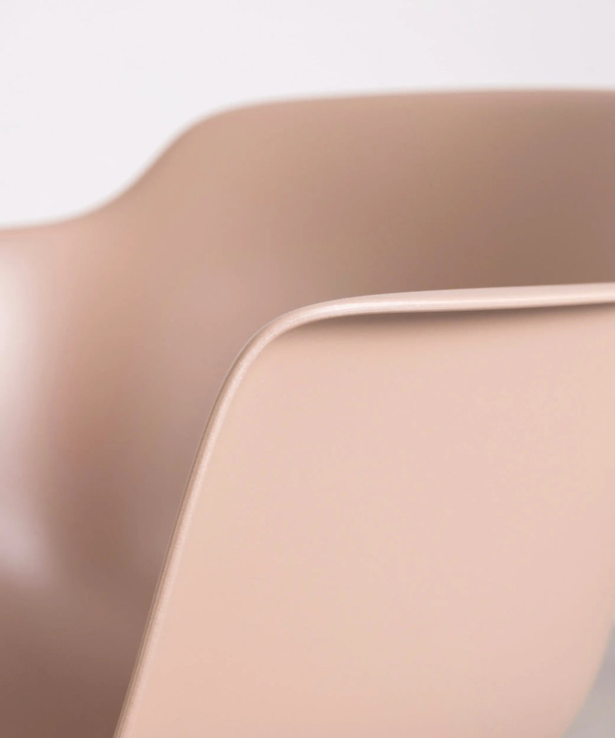 42033244995763 Silla Elon Arms Sillas de Plástico Northdeco
