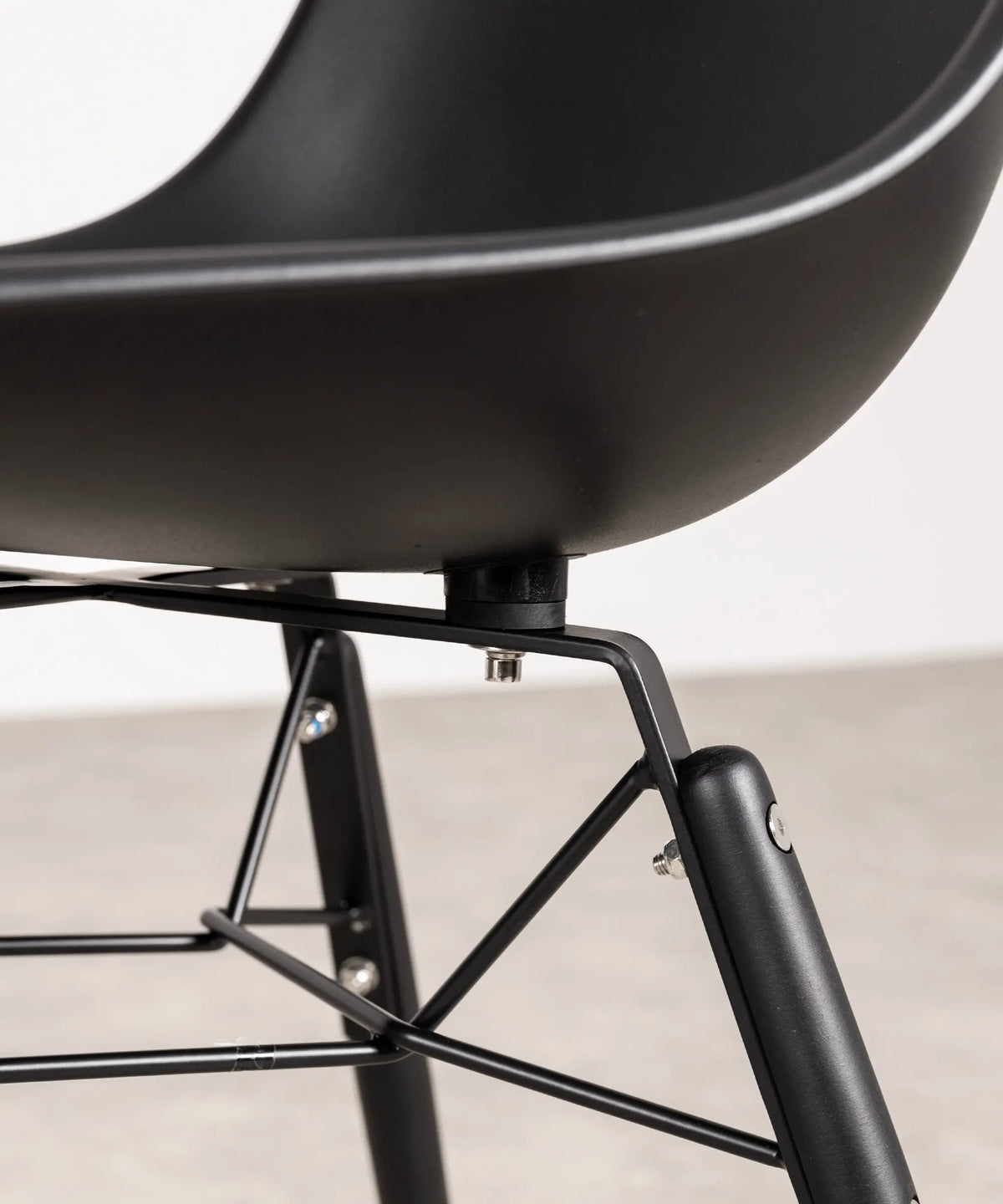 42135573463219 Silla Elon Sillas de Plástico Northdeco