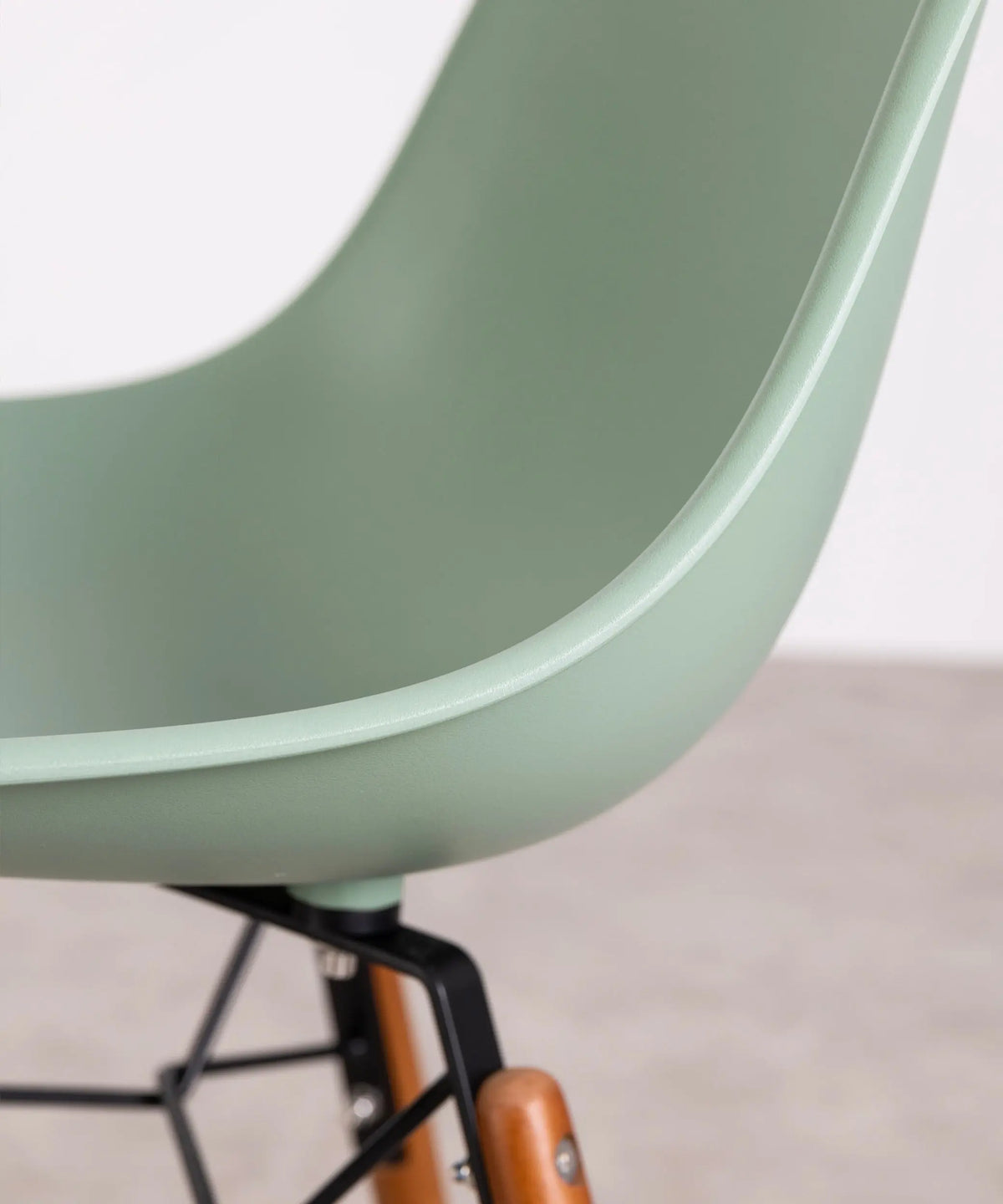 42033017225395 Silla Elon Sillas de Plástico Northdeco
