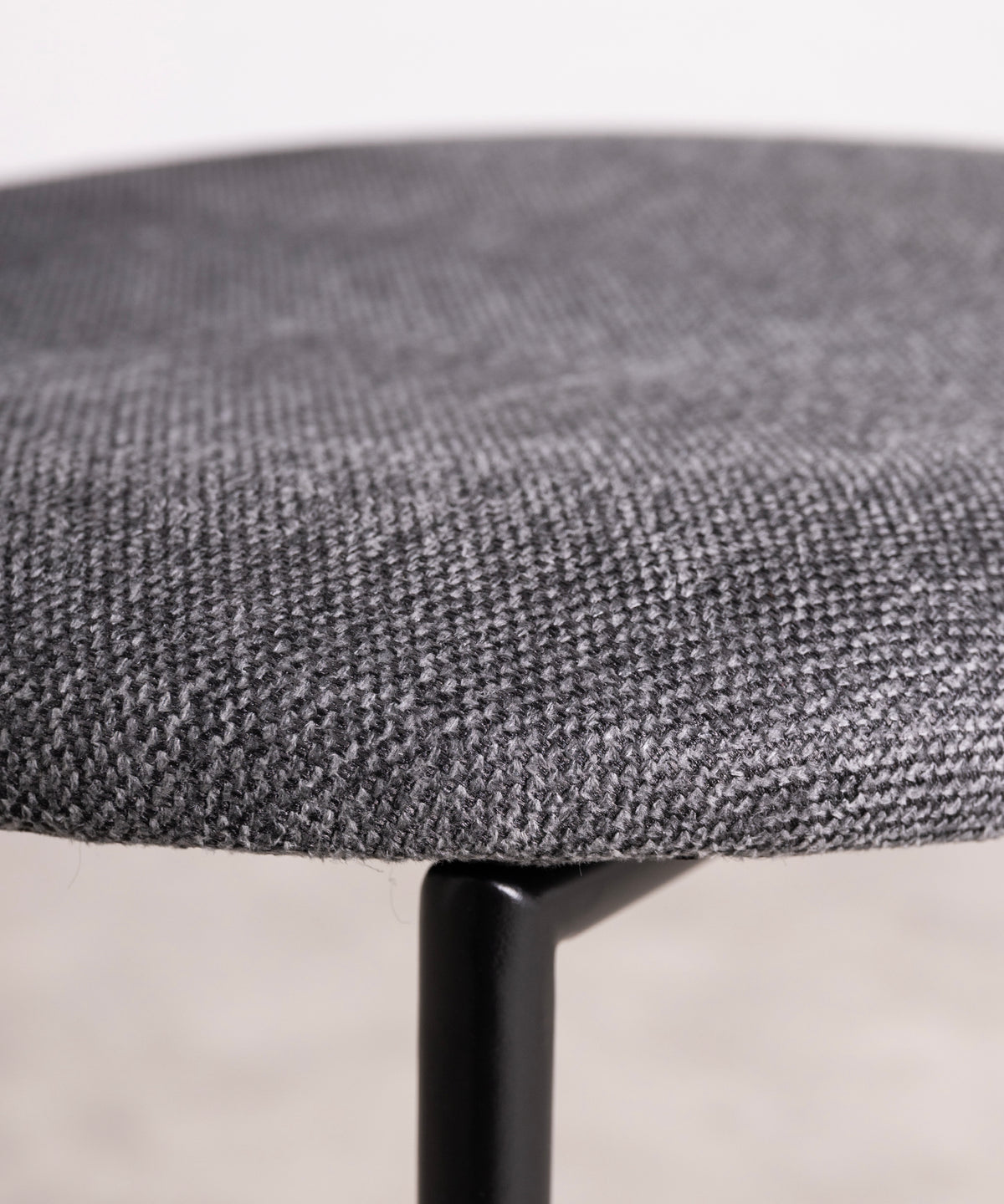 48631336468817 Silla Maruchi Sillas tapizadas Northdeco