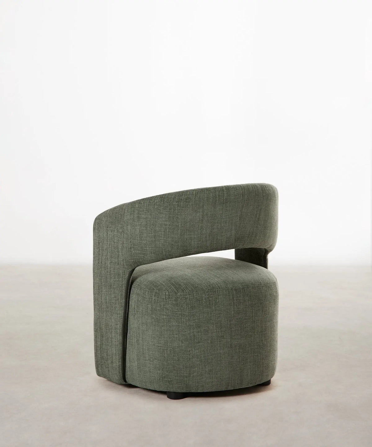 55521903018370 Sillón Tapizado con Reposabrazos Naya Sillones tapizados Northdeco