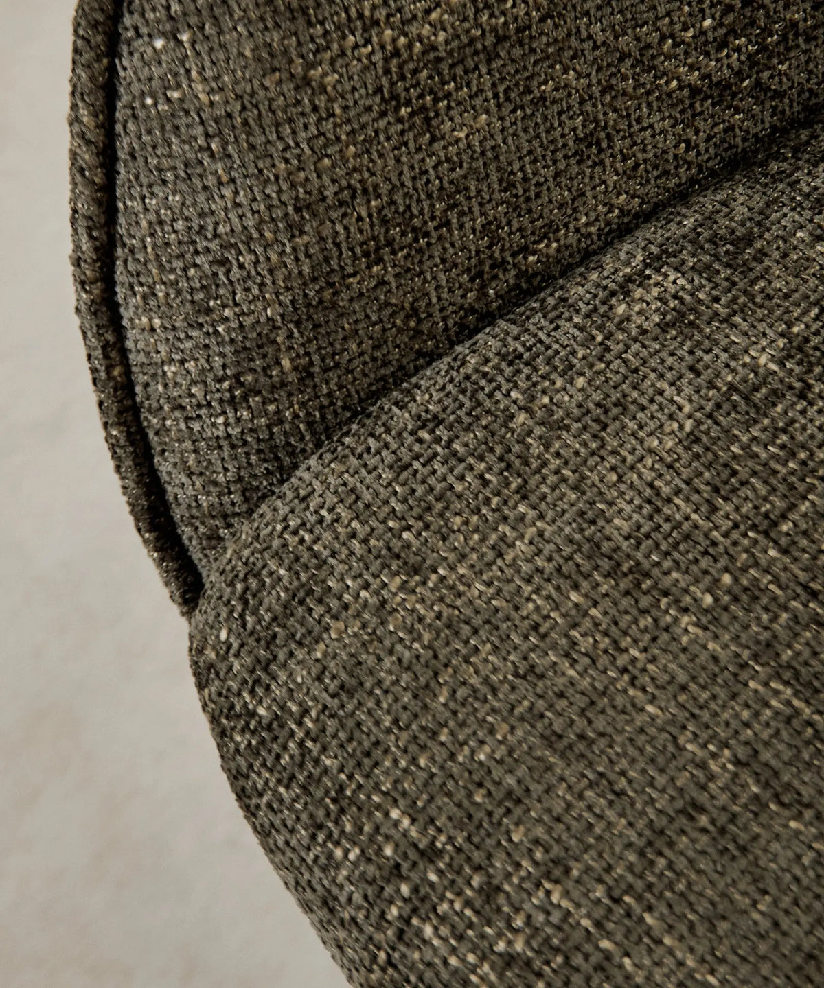 55201049805186 Sillón giratorio en tejido suave Norden Sillones tapizados Northdeco