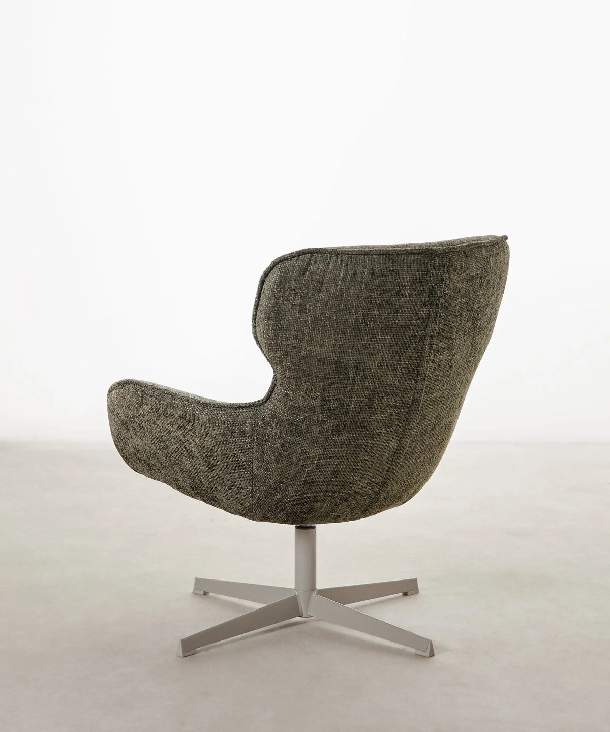 55201049805186 Sillón giratorio en tejido suave Norden Sillones tapizados Northdeco
