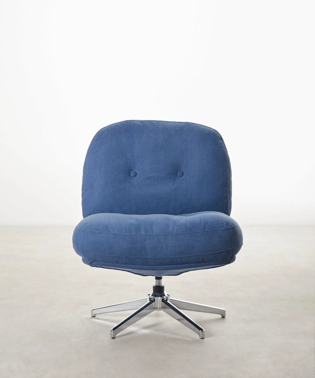 55223231611266 Sillón Giratorio Tapizado Orbit Sillones tapizados Northdeco