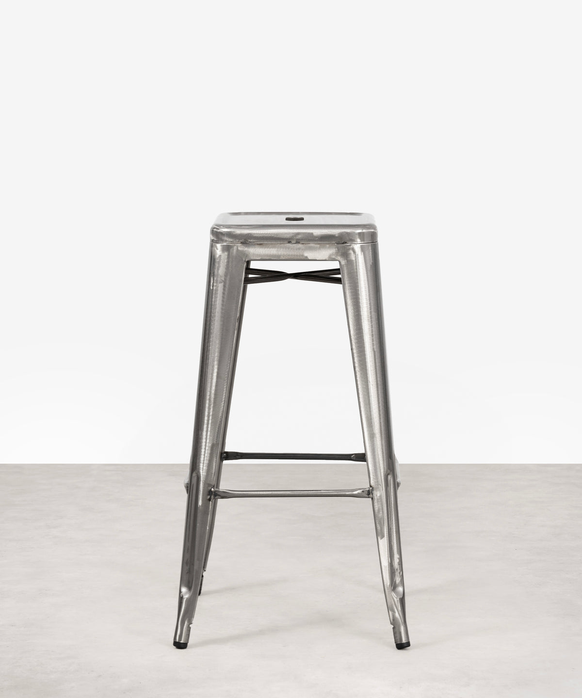 Taburete Alto de Metal Tolik - Polished Edition Taburetes Northdeco