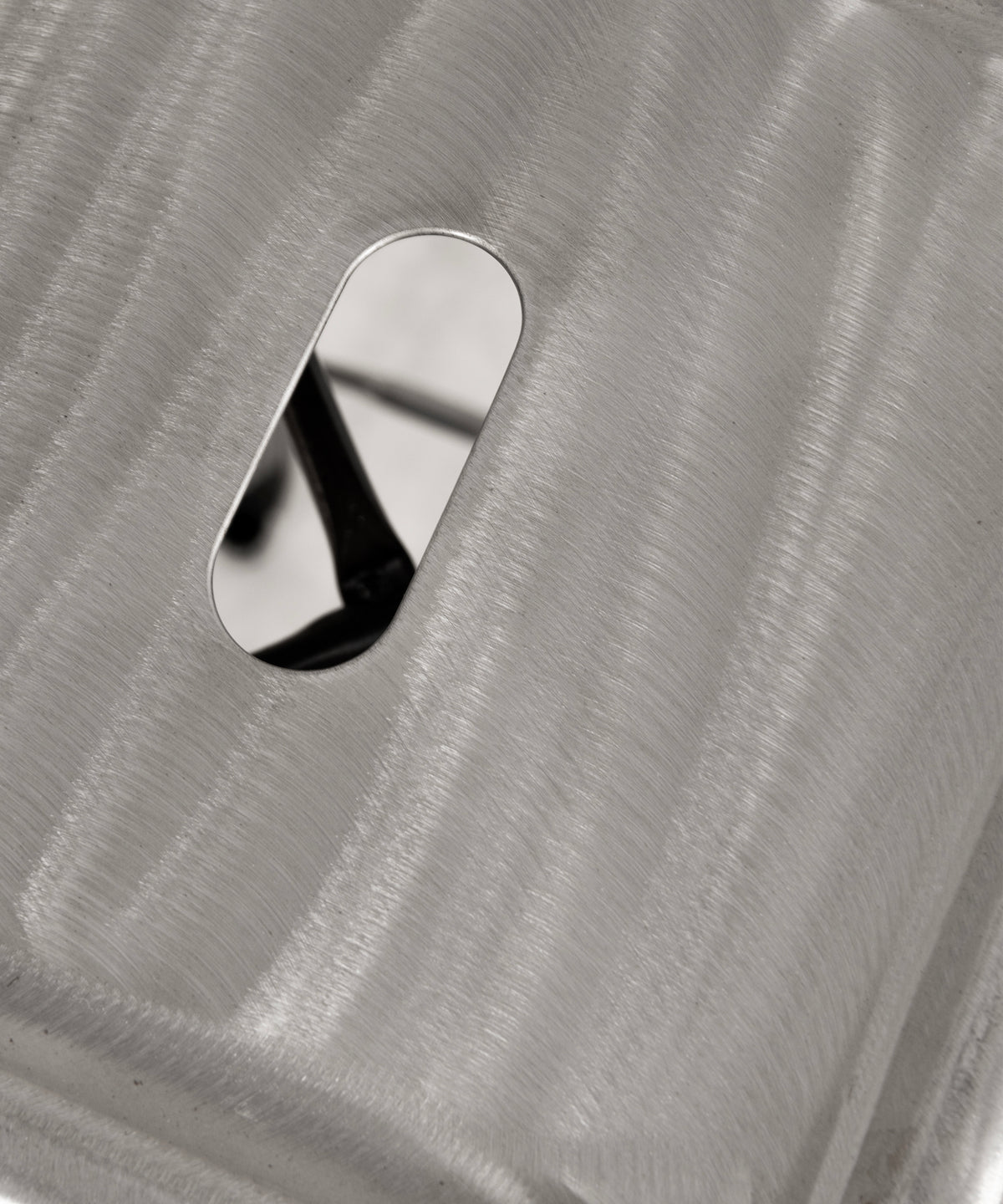 Taburete Alto de Metal Tolik - Polished Edition Taburetes Northdeco