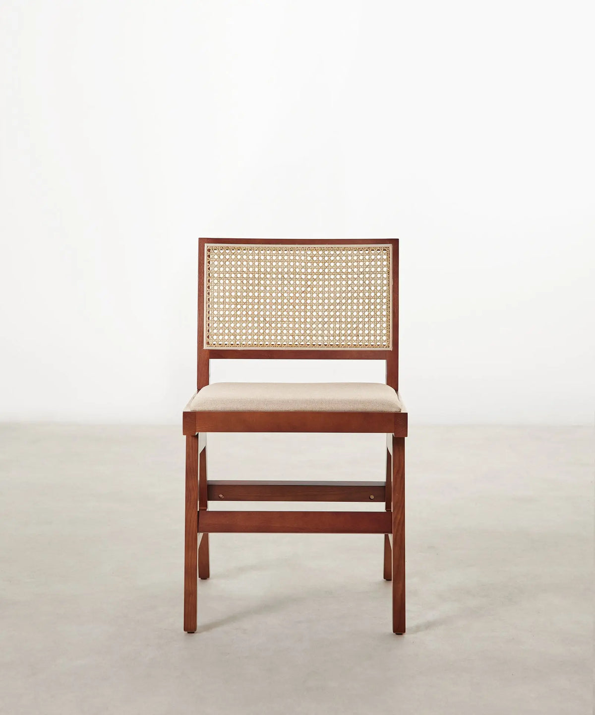 55180018418050 Silla de Comedor en Madera Tapizada Pauline Sillas de madera Northdeco