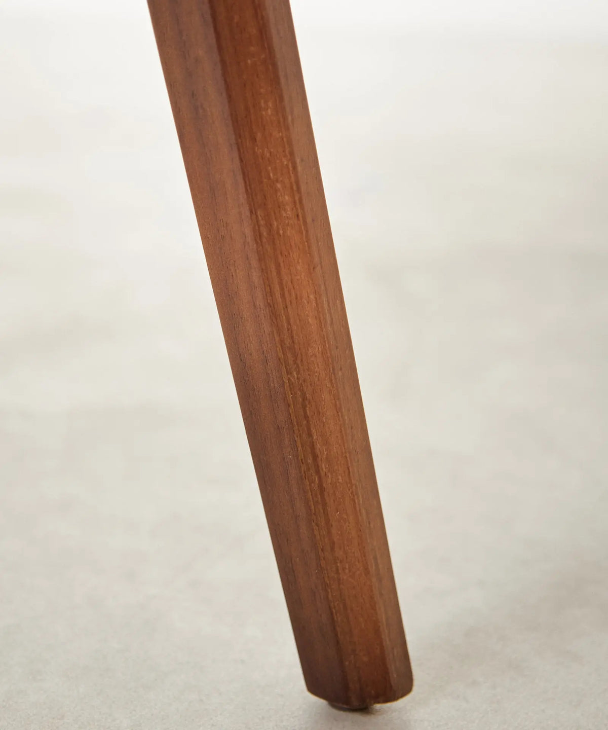 49849410912593 Silla de Comedor en Madera Vera Sillas de madera Northdeco